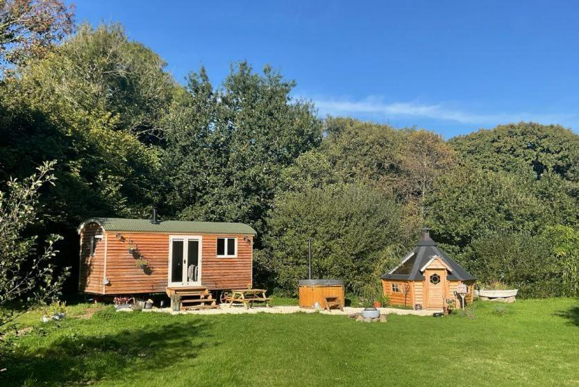 מלון הלסטון Gillan Creek Retreat מראה חיצוני תמונה