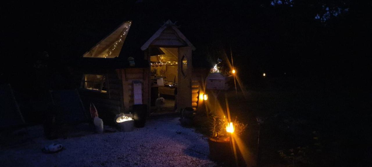 מלון הלסטון Gillan Creek Retreat מראה חיצוני תמונה